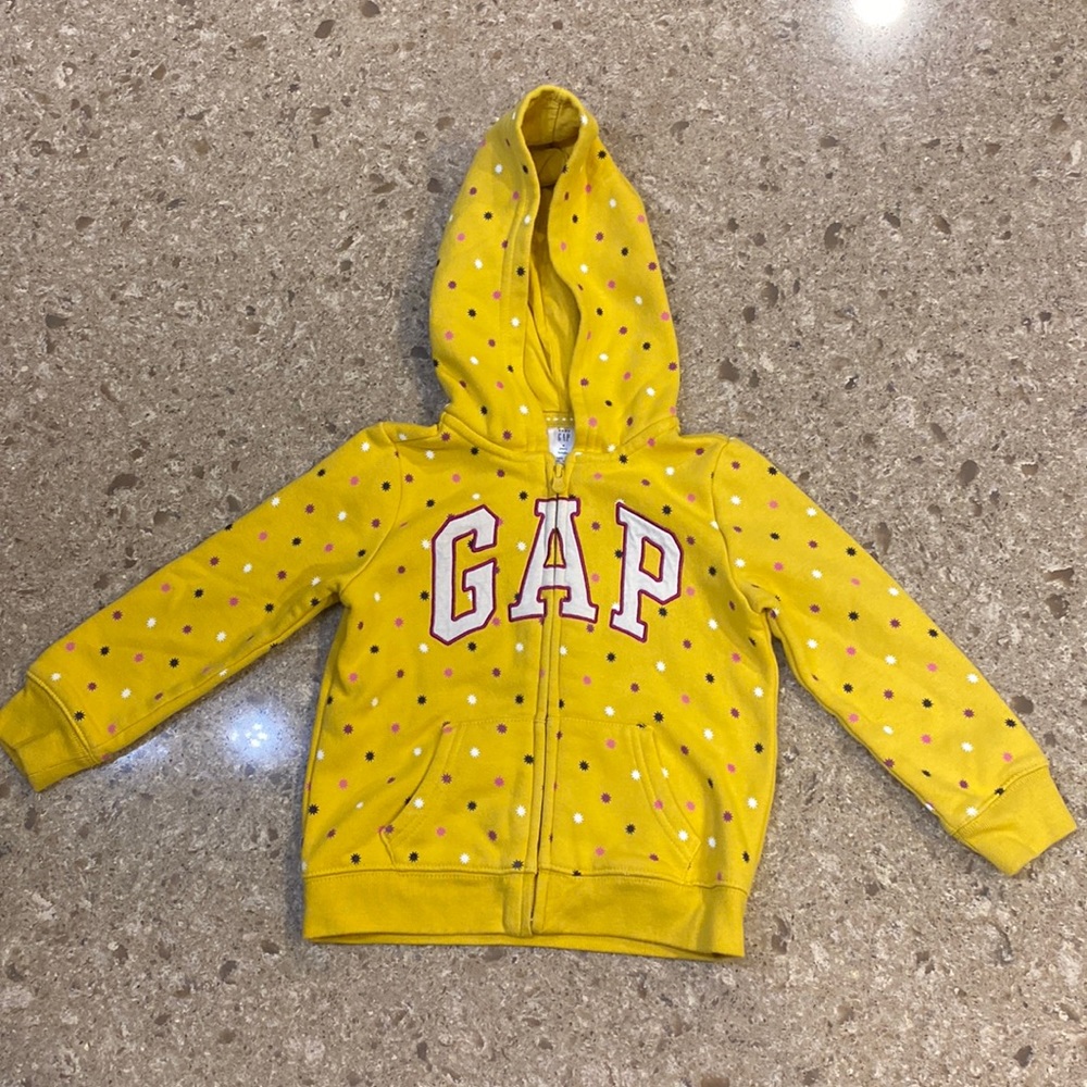 GAP Sweatshirt